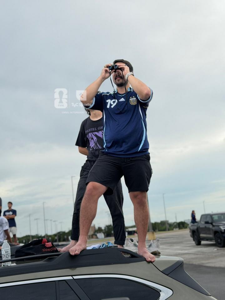 世界杯早报：8强齐聚！梅西传射率阿根廷绝地逆转 瑞士点球晋级